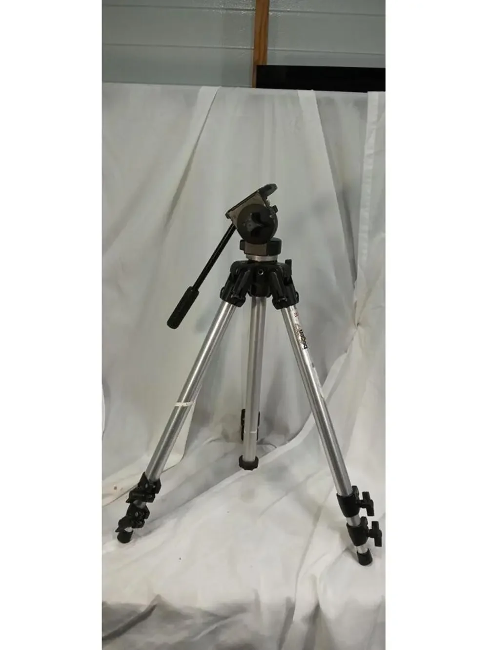 Bogen Manfrotto 3126 Fluid Head Video Camera Tripod Made in Italy Professional